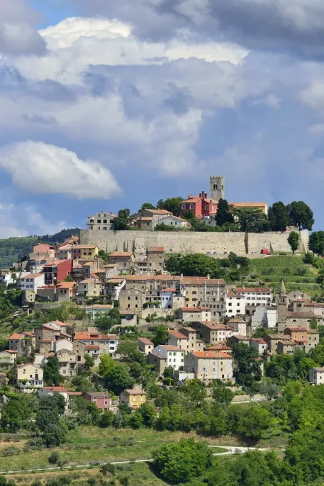 Framed Print : Atmospheric clouds over the town of Motovun, Montona, Mirna Valley, Istria, Croatia Framed Print : Atmospheric clouds over the town of Motovun, Montona, Mirna Valley, Istria, Croatia