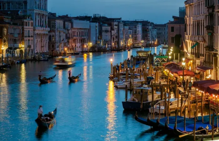 Framed Print : Atmospheric Venice Framed Print : Atmospheric Venice