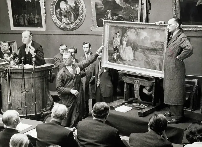 Framed Print : Auctioneers and Audience at Art Auction Framed Print : Auctioneers and Audience at Art Auction