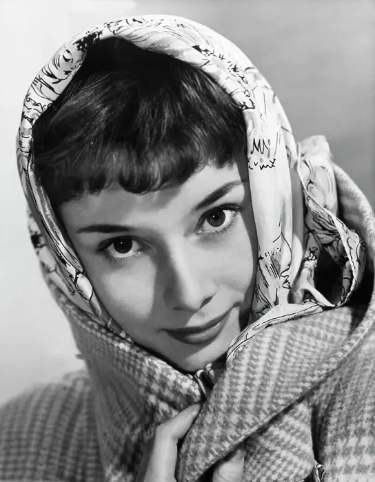 Framed Print : Audrey Hepburn Framed Print : Audrey Hepburn