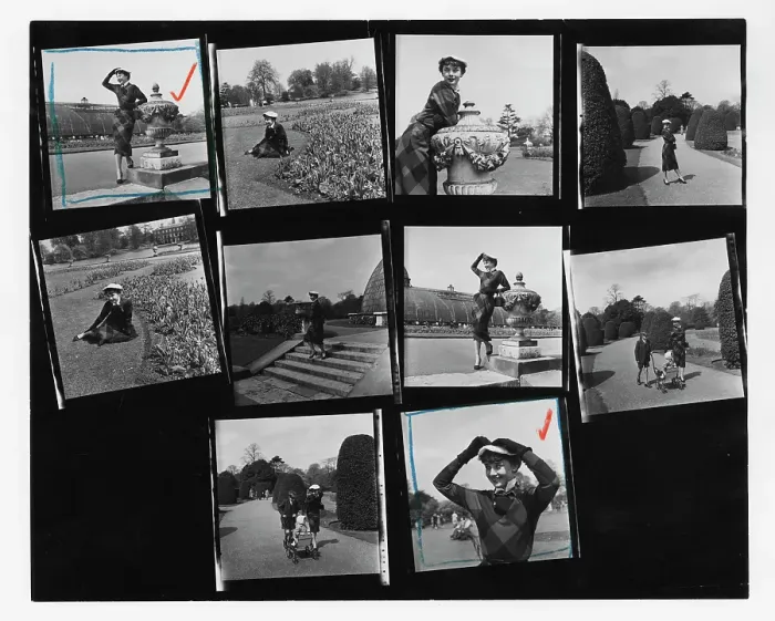Framed Print : Audrey Hepburn At Kew Gardens Framed Print : Audrey Hepburn At Kew Gardens