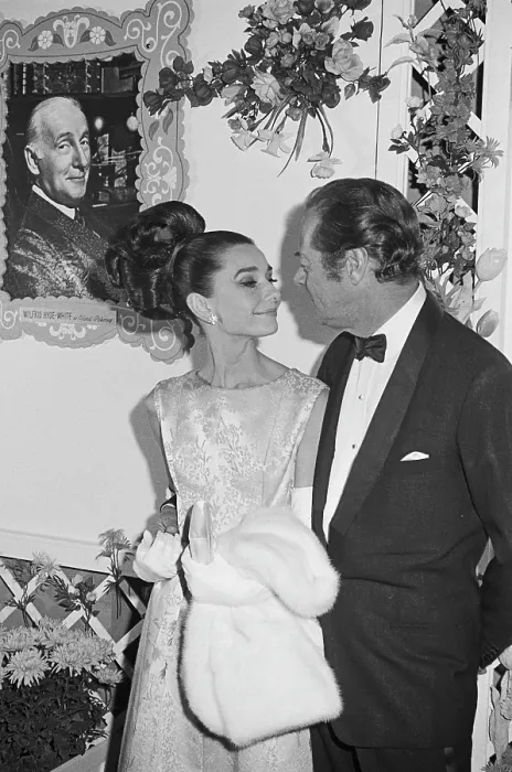Framed Print : Audrey Hepburn And Rex Harrison At The Premiere of My Fair Lady Framed Print : Audrey Hepburn And Rex Harrison At The Premiere of My Fair Lady