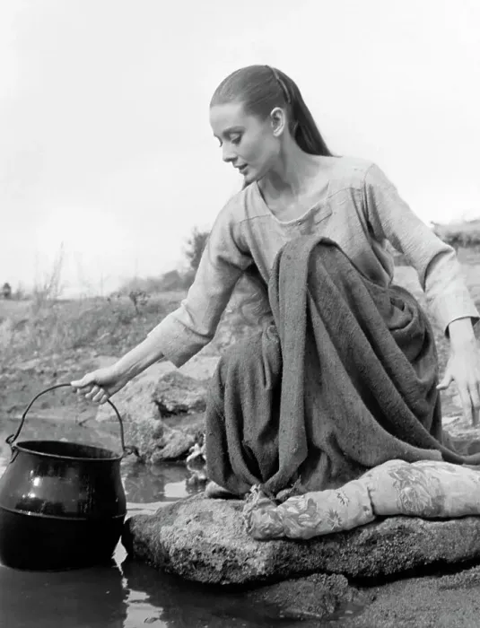 Framed Print : Audrey Hepburn Scooping Water from River Framed Print : Audrey Hepburn Scooping Water from River