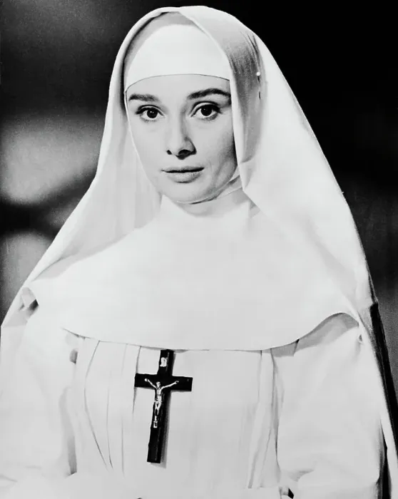 Framed Print : Audrey Hepburn as Sister Luke Framed Print : Audrey Hepburn as Sister Luke