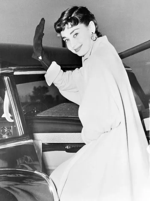 Framed Print : Audrey Hepburn Waving Framed Print : Audrey Hepburn Waving