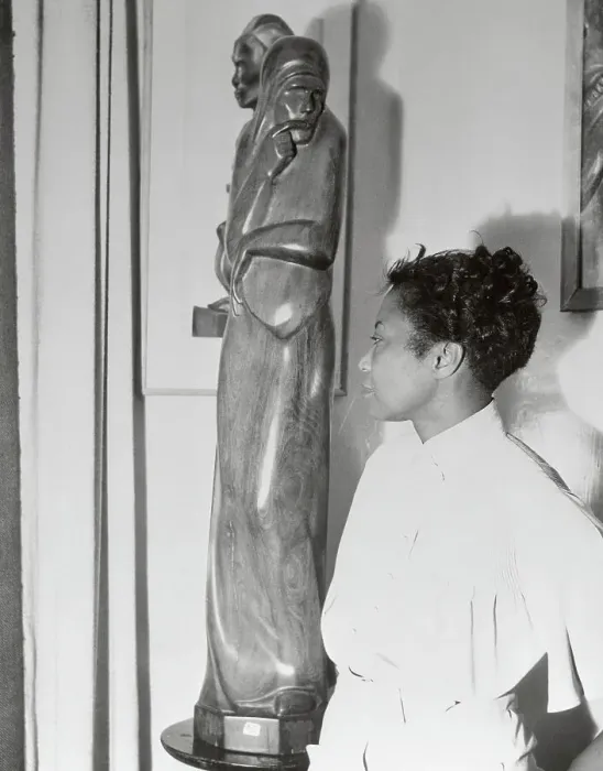 Framed Print : Augusta Savage Looking at Her Statue Design