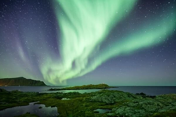Aurora borealis, Felsen, Insel, Leuchtturm, Lofoten, Nacht, Nordlicht, Nordmeer, Norwegen