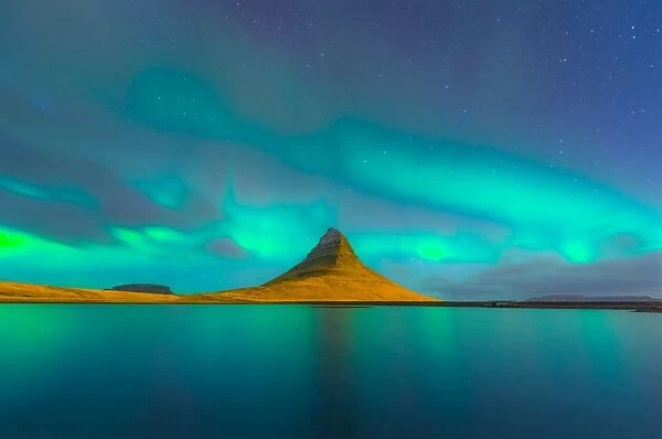 Aurora borealis over Kirkjufell