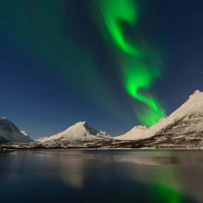 Framed Print : Aurora borealis over Nakkevannet Framed Print : Aurora borealis over Nakkevannet