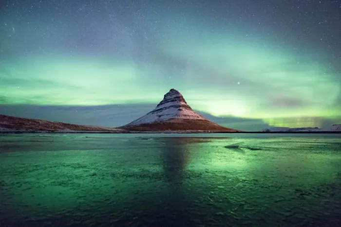 Framed Print : Aurora over Kirkjufell reflection Framed Print : Aurora over Kirkjufell reflection