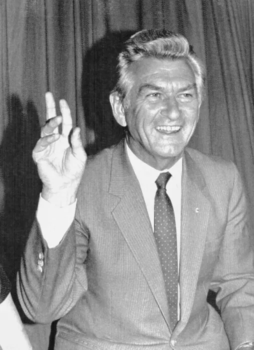 Framed Print : Australian Prime Minister Bob Hawke Framed Print : Australian Prime Minister Bob Hawke