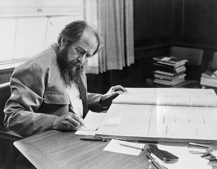 Framed Print : Author Aleksandr Solzhenitsyn Framed Print : Author Aleksandr Solzhenitsyn