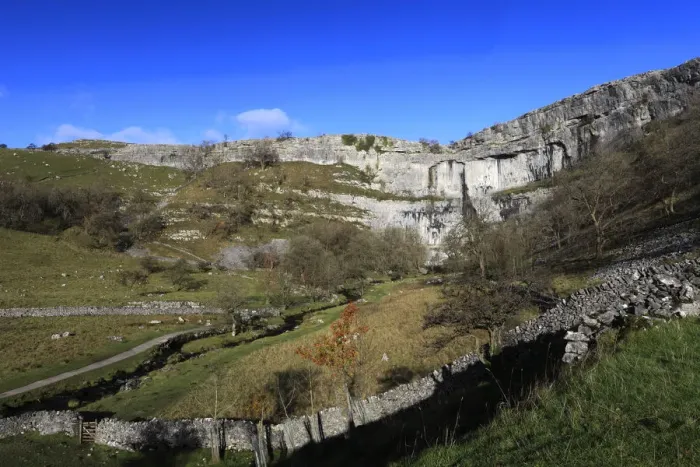 Framed Print : Autumn, Malham Cove, Yorkshire Dales National Park Framed Print : Autumn, Malham Cove, Yorkshire Dales National Park