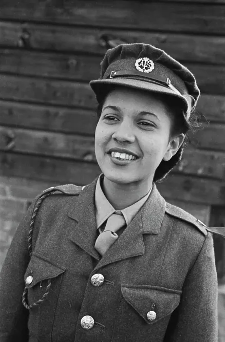 Framed Print : Auxiliary Territorial Service, 1943 Framed Print : Auxiliary Territorial Service, 1943