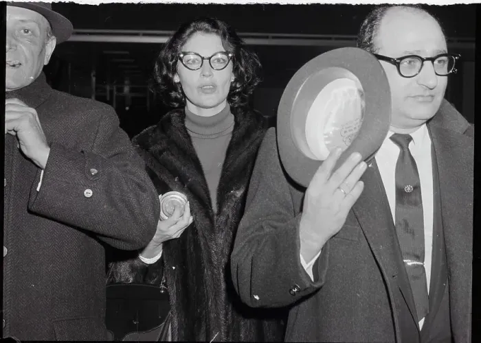 Framed Print : Ava Gardner Arriving at Airport Framed Print : Ava Gardner Arriving at Airport