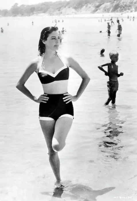 Framed Print : Ava Gardner at Beach Framed Print : Ava Gardner at Beach