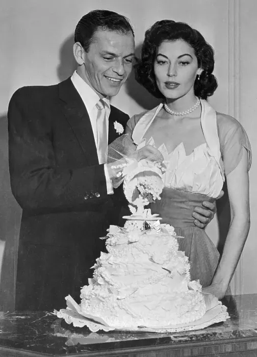 Framed Print : Ava Gardner And Frank Sinatra Wedding