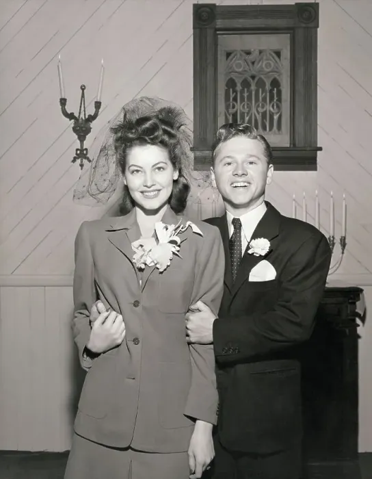 Framed Print : Ava Gardner and Mickey Rooney on Their Wedding Day Framed Print : Ava Gardner and Mickey Rooney on Their Wedding Day