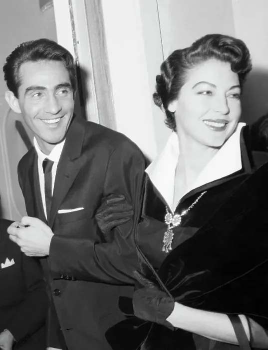 Framed Print : Ava Gardner and Walter Chiari Smiling