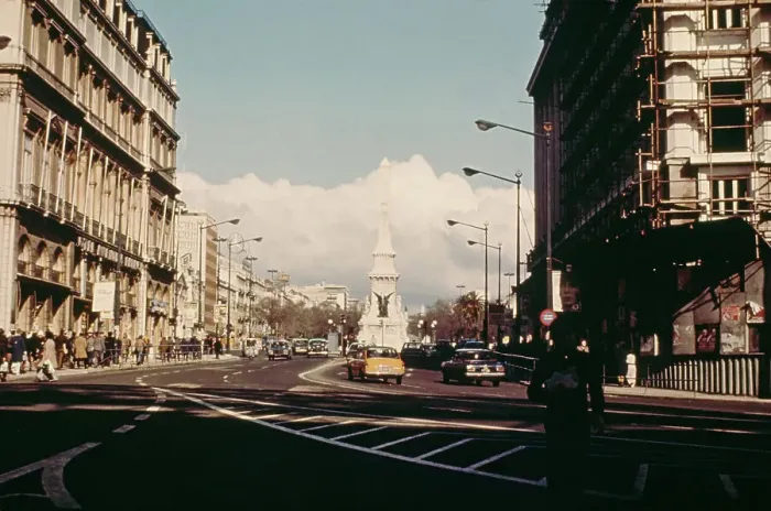 Framed Print : Avenida Da Liberdade, Lisbon