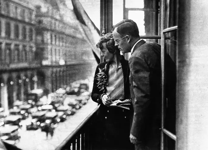 Framed Print : Aviatrix Amelia Earhart and Husband on a Parisian Balcony Framed Print : Aviatrix Amelia Earhart and Husband on a Parisian Balcony