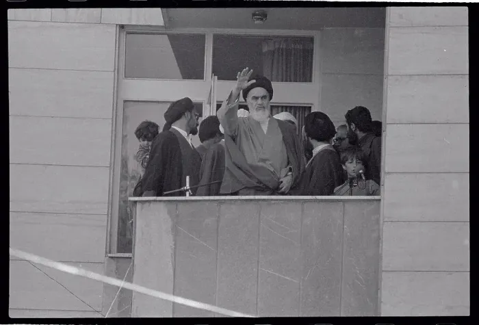 Framed Print : Ayatollah Ruhollah Khomeini Waving from Balcony Framed Print : Ayatollah Ruhollah Khomeini Waving from Balcony