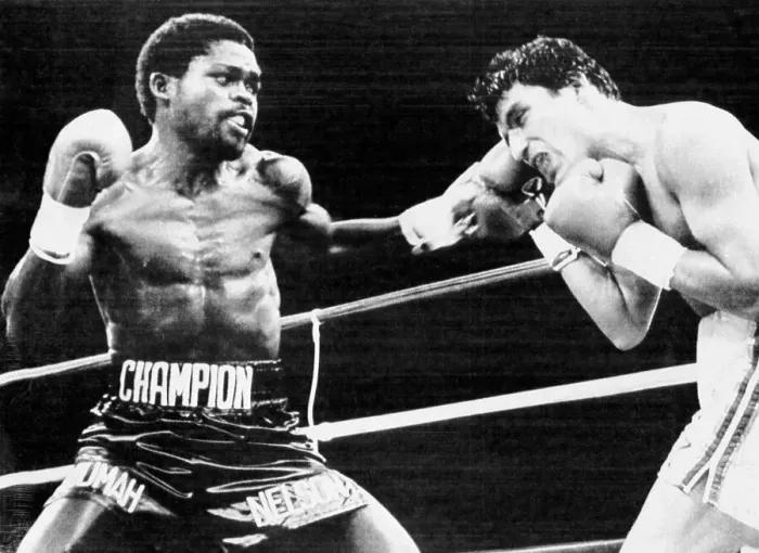 Framed Print : Azumah Nelson Knocks Out Mauro Gutierrez Framed Print : Azumah Nelson Knocks Out Mauro Gutierrez