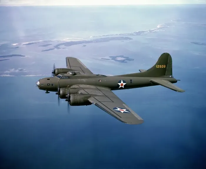 Framed Print : B-17 Bombers En Route To England Framed Print : B-17 Bombers En Route To England
