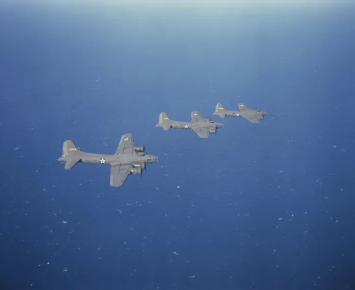 Framed Print : B-17 Bombers En Route To England Framed Print : B-17 Bombers En Route To England