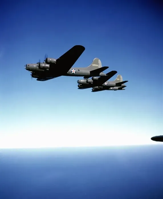 Framed Print : B-17 Bombers En Route To England Framed Print : B-17 Bombers En Route To England