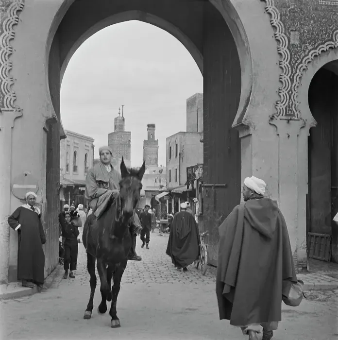 Framed Print : Bab Bou Jeloud, Fez Framed Print : Bab Bou Jeloud, Fez