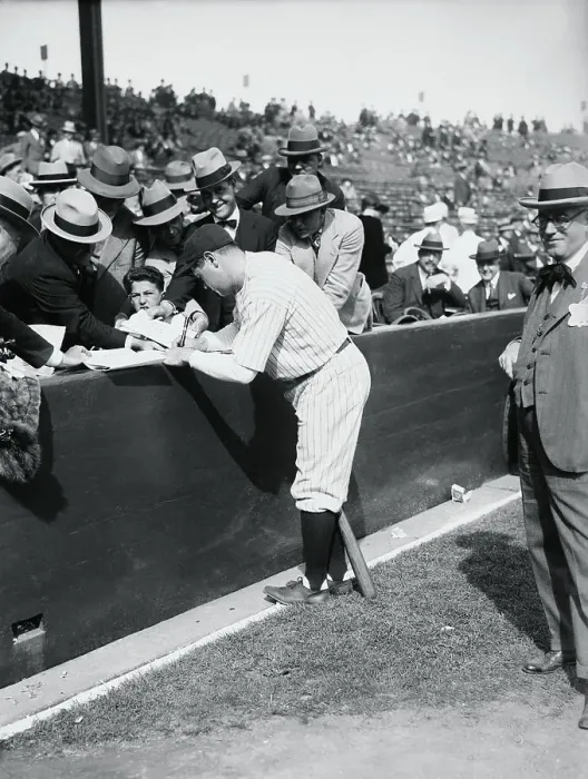 Framed Print : Babe Ruth Signing His Autograph for Fans Framed Print : Babe Ruth Signing His Autograph for Fans