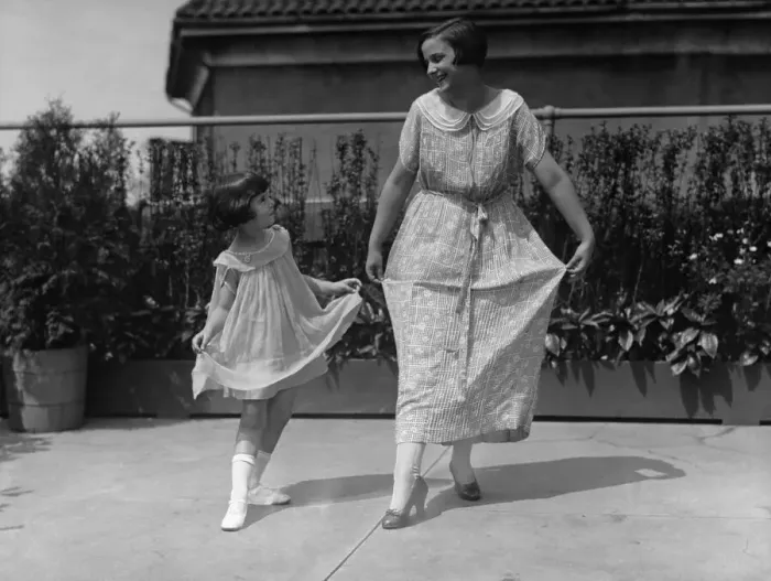 Framed Print : Baby Peggy Montgomery dancing with a women, circa 1925 Framed Print : Baby Peggy Montgomery dancing with a women, circa 1925