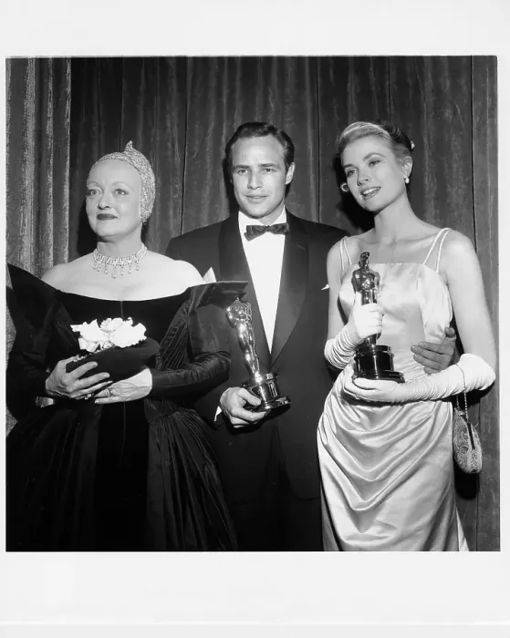 Framed Print : Backstage At The 27th Annual Academy Awards