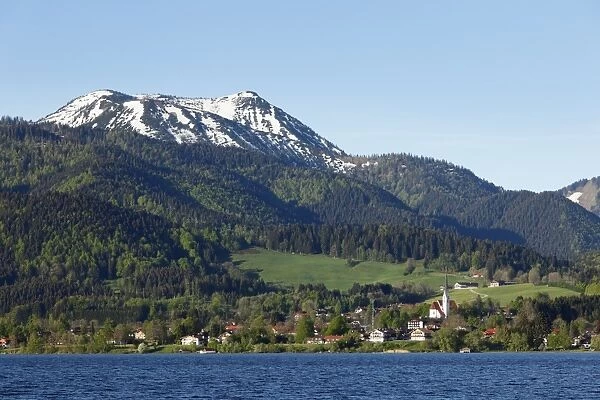 Bad Wiessee and Hirschberg mountain, lake Tegernsee, Tegernsee valley, Upper Bavaria, Bavaria, Germany, Europe