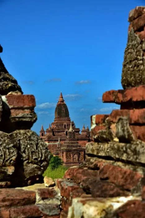 Framed Print : Bagan Buddhist Temple Unesco Myanmar Framed Print : Bagan Buddhist Temple Unesco Myanmar