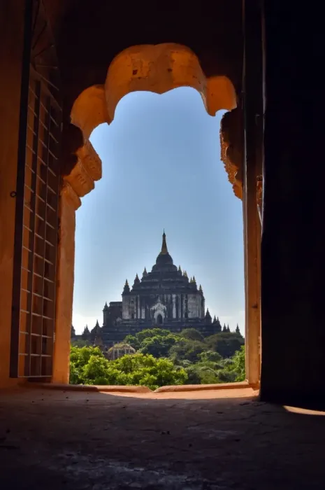 Framed Print : Bagan Buddhist Temple Unesco Myanmar Framed Print : Bagan Buddhist Temple Unesco Myanmar