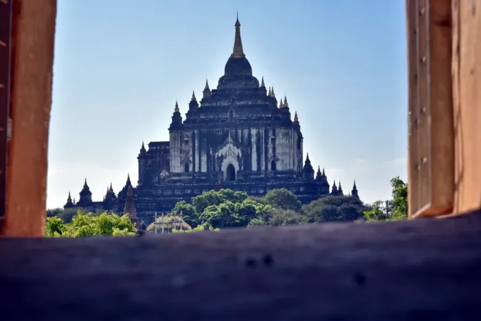 Framed Print : Bagan Buddhist Temple Unesco Myanmar Framed Print : Bagan Buddhist Temple Unesco Myanmar