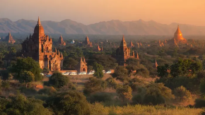 Framed Print : Bagan Temple in sunrise Framed Print : Bagan Temple in sunrise