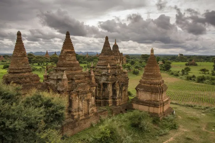 Framed Print : Bagan temples and pagodas Framed Print : Bagan temples and pagodas