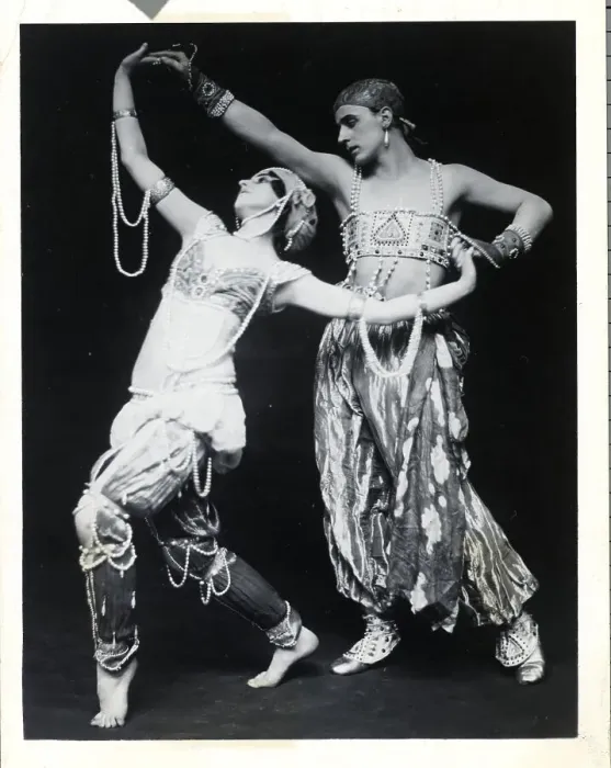 Framed Print : Ballet Dancing Couple in Costume Framed Print : Ballet Dancing Couple in Costume