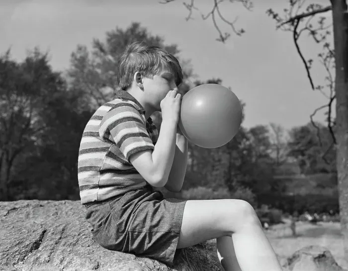 Framed Print : Balloon Boy Framed Print : Balloon Boy