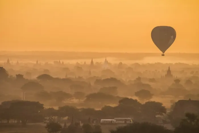 Framed Print : Balloon flying over Bagan, Myanmar Framed Print : Balloon flying over Bagan, Myanmar