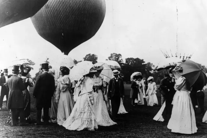 Framed Print : Balloon Race