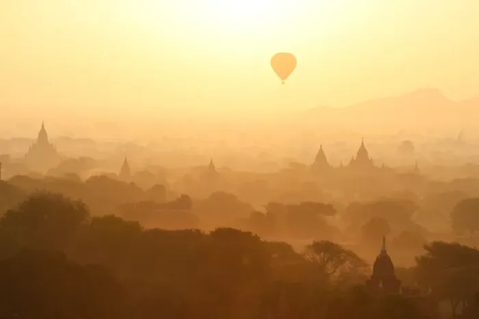 Framed Print : Balloons in the air around Old Bagan, Myanmar Framed Print : Balloons in the air around Old Bagan, Myanmar
