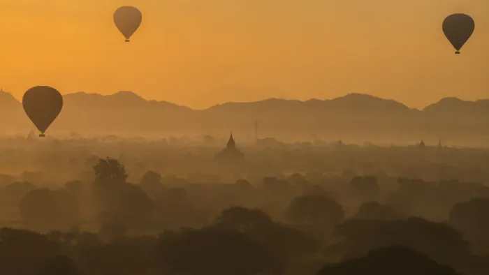 Framed Print : Balloons flying over Bagan, Myanmar Framed Print : Balloons flying over Bagan, Myanmar