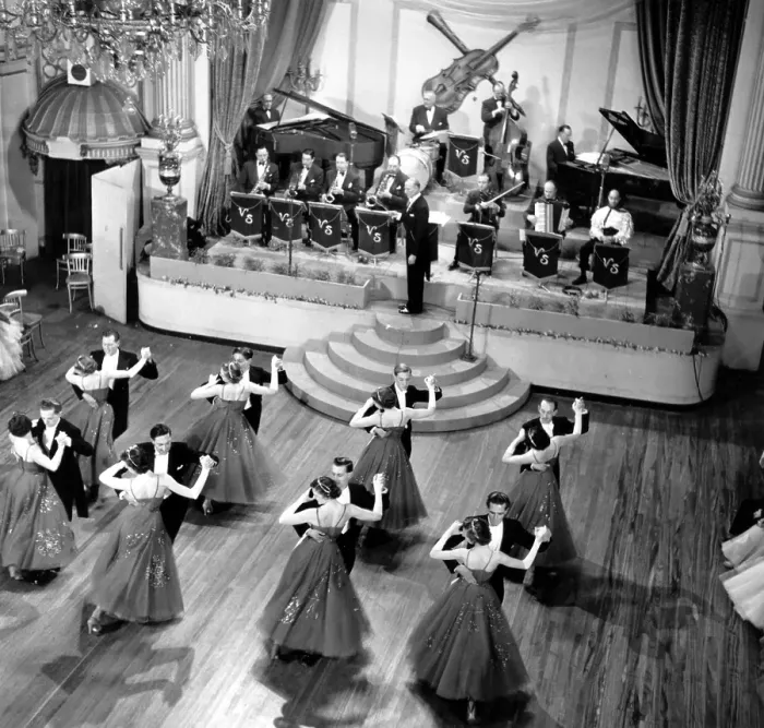 Framed Print : Ballroom Dancers Framed Print : Ballroom Dancers