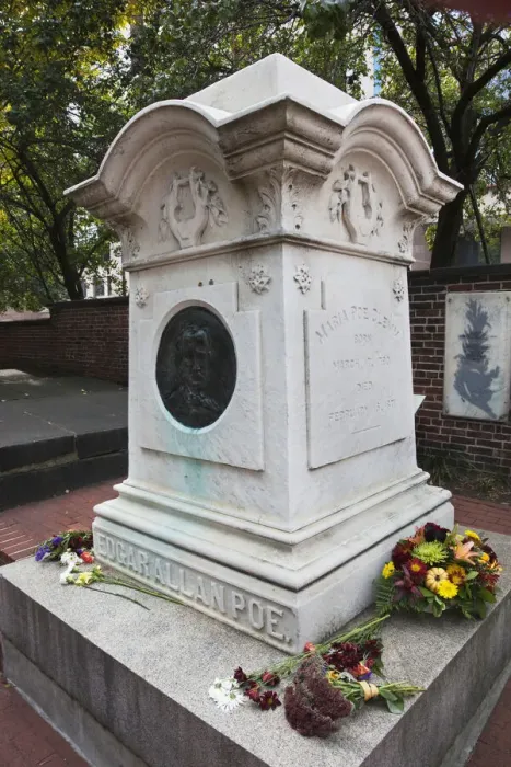 Framed Print : Baltimore, grave of Edgar Allan Poe