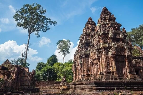 Banteay Srei the gem of Khmer empire one of the most attraction place in Siem Reap