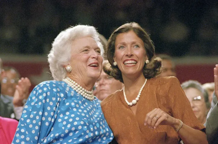 Framed Print : Barbara Bush and Marilyn Quayle Framed Print : Barbara Bush and Marilyn Quayle